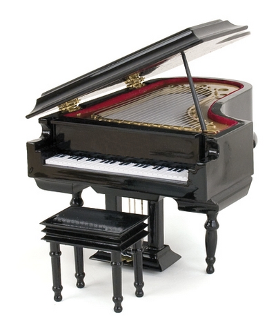 Instrument Miniature Grand Piano A Queue